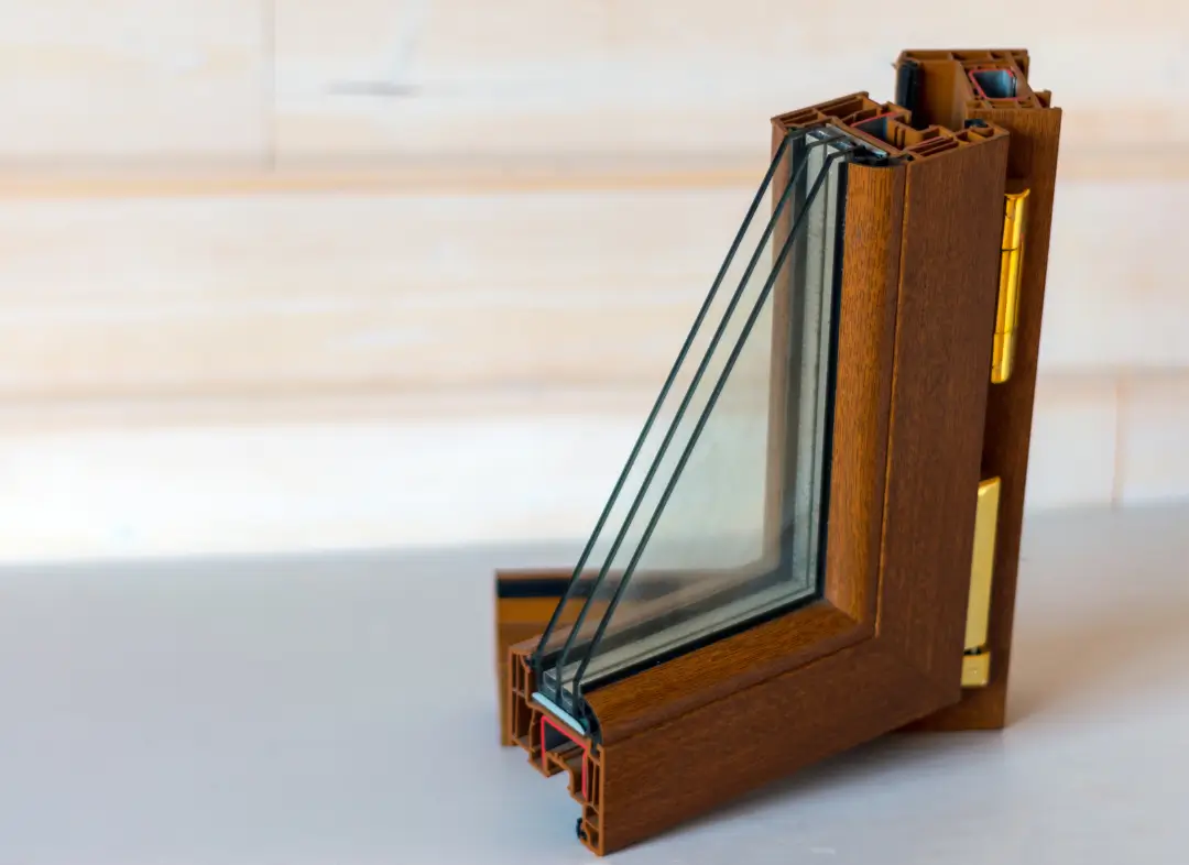 Installation de fenêtre en bois sur mesure Balma